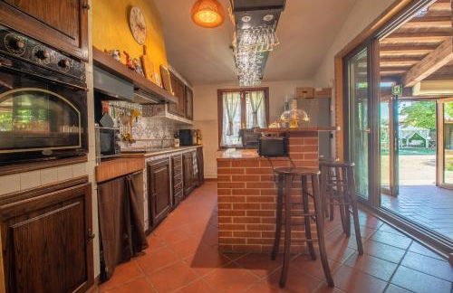 Villa Ferrara Resort con Piscina e Spazi per Eventi Privati, Laurea, Compleanno, Matrimonio - Foto 27