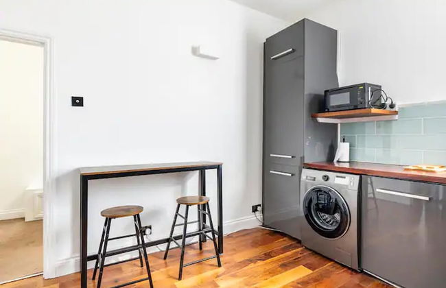 Charming 3-bed Apartment in London - Foto 48