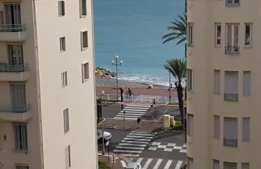 Près de la promenade - Foto 1