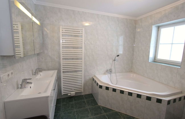 Mansion in Goldegg Near Ski Lift - Photo 22