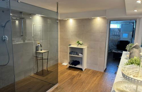 Schöne Souterrain Wohnung in Herzogenrath - Foto 11