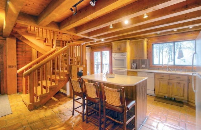 Log Cabin on the Stream - Photo 13