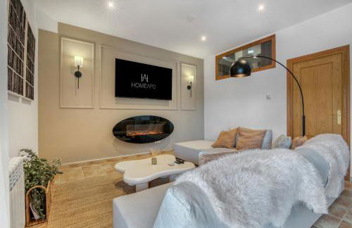 Villa de lujo de piedra, Cine para niños, Vistas, Piscina - Foto 5