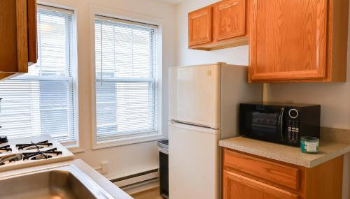 Walk to Downtown and Beach Ocean Grove Apartment! - Foto 4