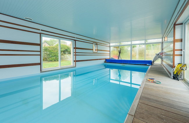 Peaceful Holiday Home in Plouguin With Indoor Pool - Foto 118