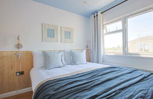 The Retreat, Waterfront & Log Burner - Foto 9