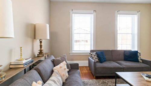 Pet-Friendly Benton Park 1BR Apt with Private Backyard - Foto 3