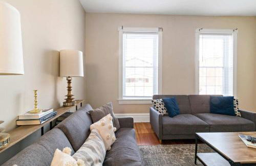 Pet-Friendly Benton Park 1BR Apt with Private Backyard - Foto 3