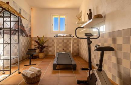 Villa Sitges Ilusión 15 minutes by car from Sitges Sleeps 16 people XXL swimming pool - Foto 48