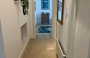 Spacious 4 Bedroom Farmhouse - Photo 36