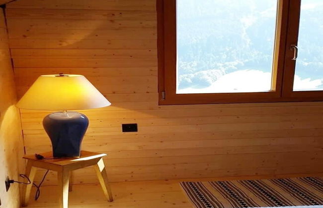 Chalet in Rossiniere Near Glacier & Lake - Foto 10