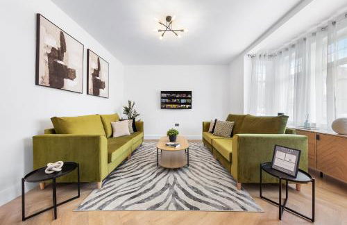 Ground Floor Flat I Sleeps 8 I With Parking - Photo 32