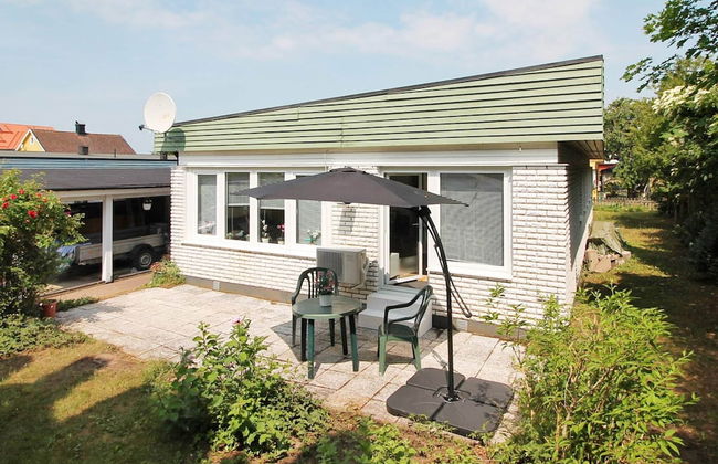 4 Star Holiday Home in Harplinge - Foto 1