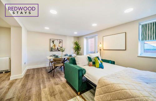 Brand New Town Center, Free Fast WiFi, Balcony By Redwood Stays - Foto 125