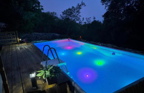 Holiday Home Lucija "" Private house with pool "" - Foto 1