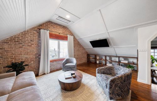 Historic Brick Loft - Downtown - Free Parking - Foto 1