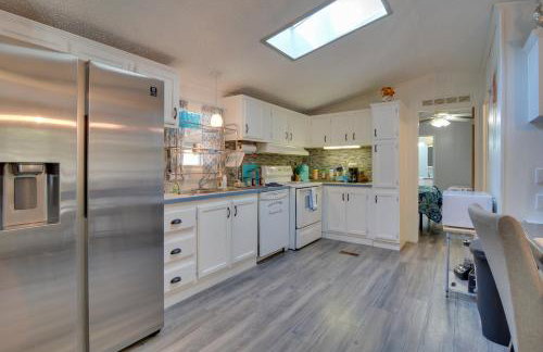 Houghton Lake Area Home with Fire Pit and Yard! - Foto 8