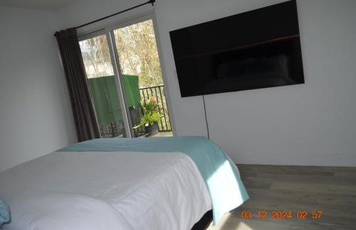 Dimond Abode Vacation Rental, Oakland California Dimond District - Photo 67