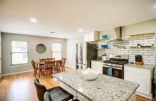 Spacious Yard Pet-Friendly Home in San Antonio! - Foto 9