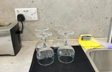 Modern flat in Egham by Royal Holloway University Royal Ascot and Windsor near Heathrow Airport - Foto 36