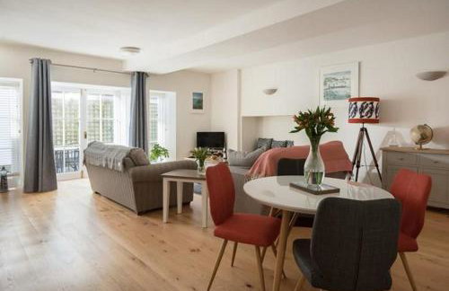 Stone's Throw - 2 Bed Apartment Centre of Falmouth - Foto 3