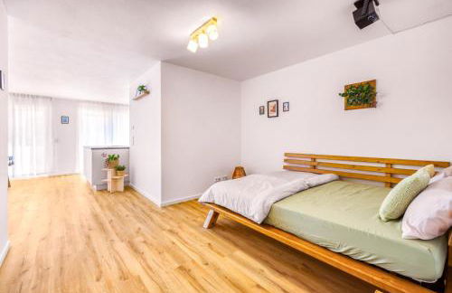 Stilvoll - Heimkino, Kochinsel, Parkplatz, Neubau & Mehr - Foto 16