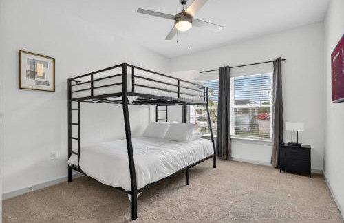 Nice 2 BR Apt|King Bed|Pool |Gym|Clse 2 Beach/Mayo - Foto 22