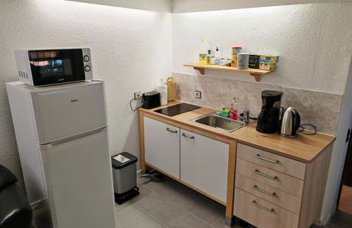 Quiet little house with seperate entrance - Foto 3