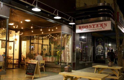 City Center Apartment, Free Parking and Great Views - Foto 41