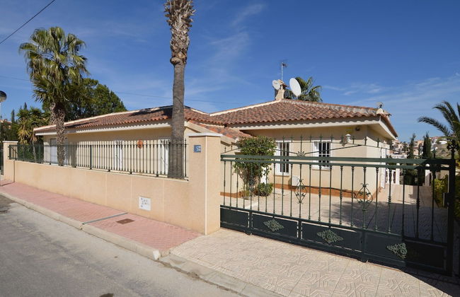 Cozy Villa in Rojales With Private Swimming Pool - Foto 1