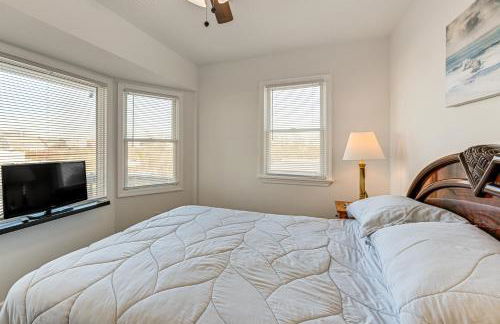 1 Block to Bellport Bay! Scenic Hamptons Hideaway - Foto 14