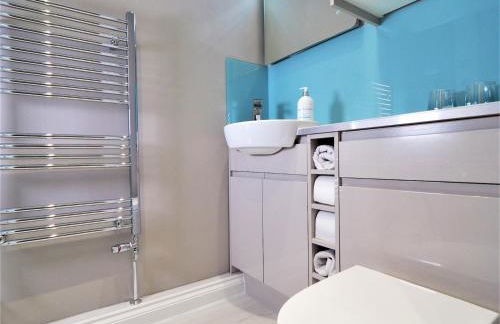 Contemporary Boutique 4 Sleeper Eton High Street - Pass the Keys - Foto 12