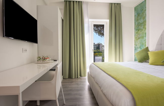 Diamond Suite - Photo 12