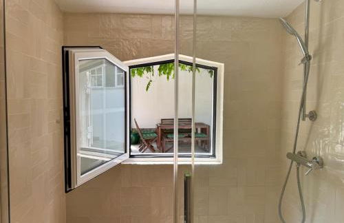 Charming cottage, pool & garden by Guincho beach - Foto 7