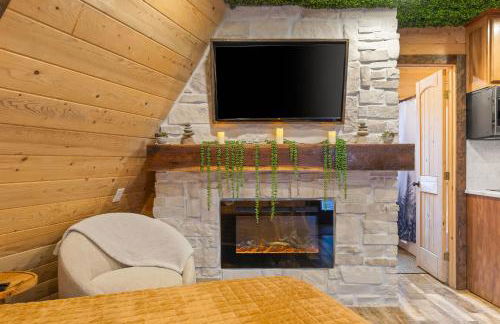 TeePee at Paradise Point with a hot tub fire pit & grill - Foto 15