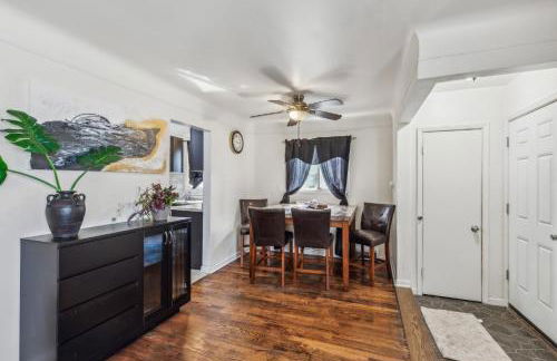 Queen G2 Mansion 3 Bedroom Home by RedAwning - Foto 8