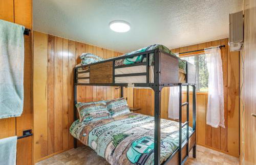 1 Mi to State Park Peaceful La Pine Cabin with Deck - Foto 13