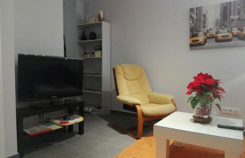 ESTUDIO INDEPENDIENTE ESTANCIA MINIMA 28 noches contrato de temporada - Foto 4