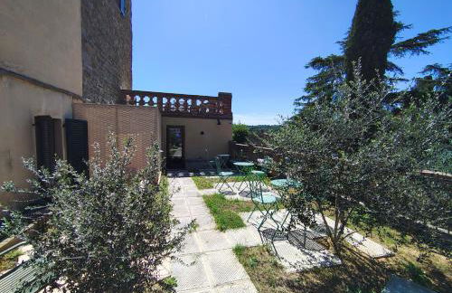 TUSCANFLAT Castle - Photo 24
