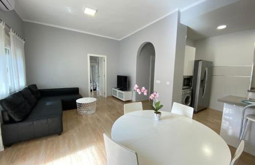 Sol Cavet con jardin Portaventura - Photo 19