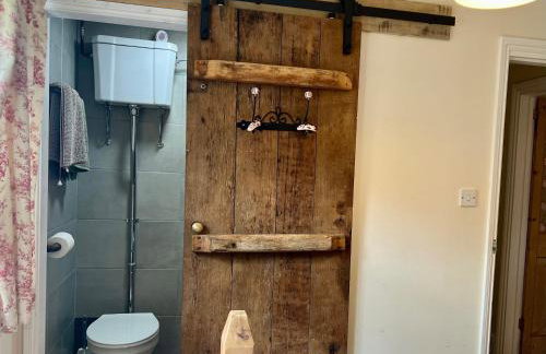 Locks Lane Cottage - Photo 10