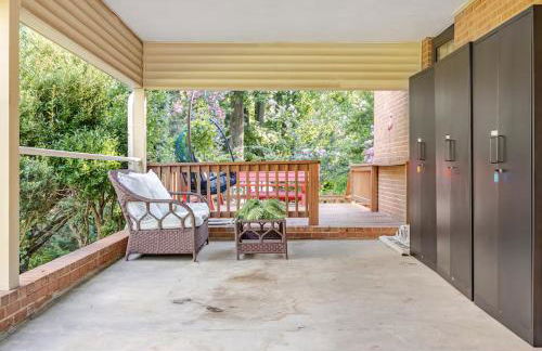 3BR Home - Free Parking-WiFi Kitchen Laundry-Kids Friendly-Near DC & Downtown & Metro-Patio & Deck - Foto 30