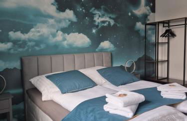 Luxsuite Still und Komfort 2 Balkon Elektrogrill Tischfussball TV-75 Zoll - Foto 21