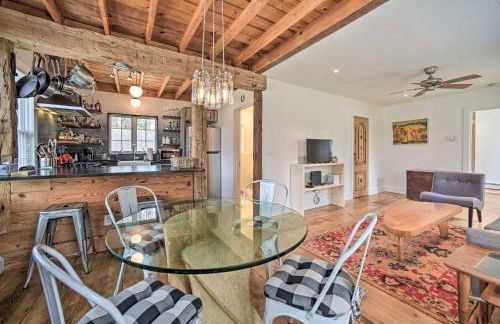 Charming Cottage with Yard - 2 Mi to Tinker St! - Foto 2