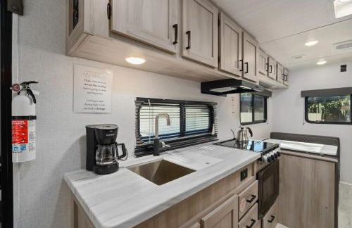 New Listing RV in Mount Dora 45 Mins from Disney - Foto 10
