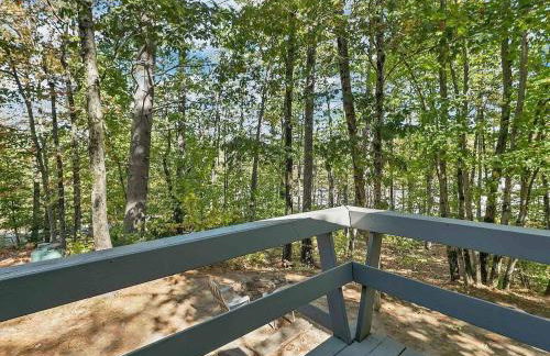 NEW Family & Pet Friendly Home in White Mountains NH - Foto 8