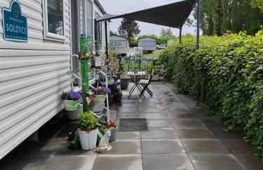 "Dew Drop Inn" - Foto 1