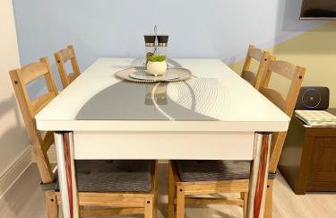 Crescent 2 Bedroom Apartment - Foto 2