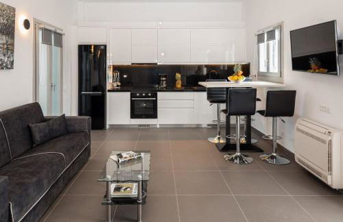 G & W Suites - Photo 22