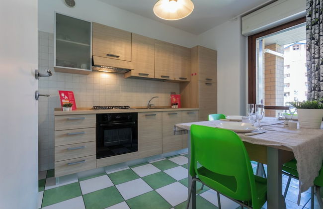 Bright Apartment near Parco Dora - Foto 16